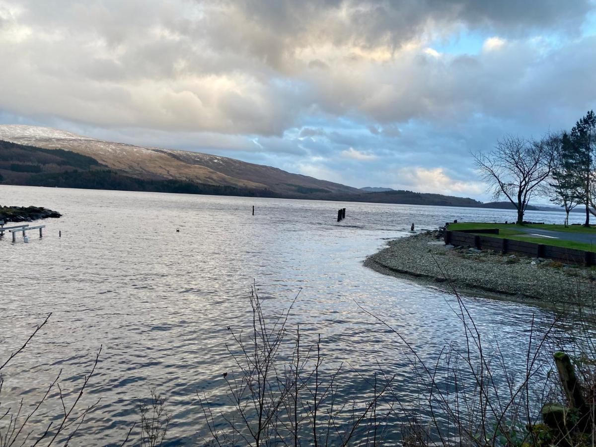 לוס The Beach House Loch Lomond מראה חיצוני תמונה